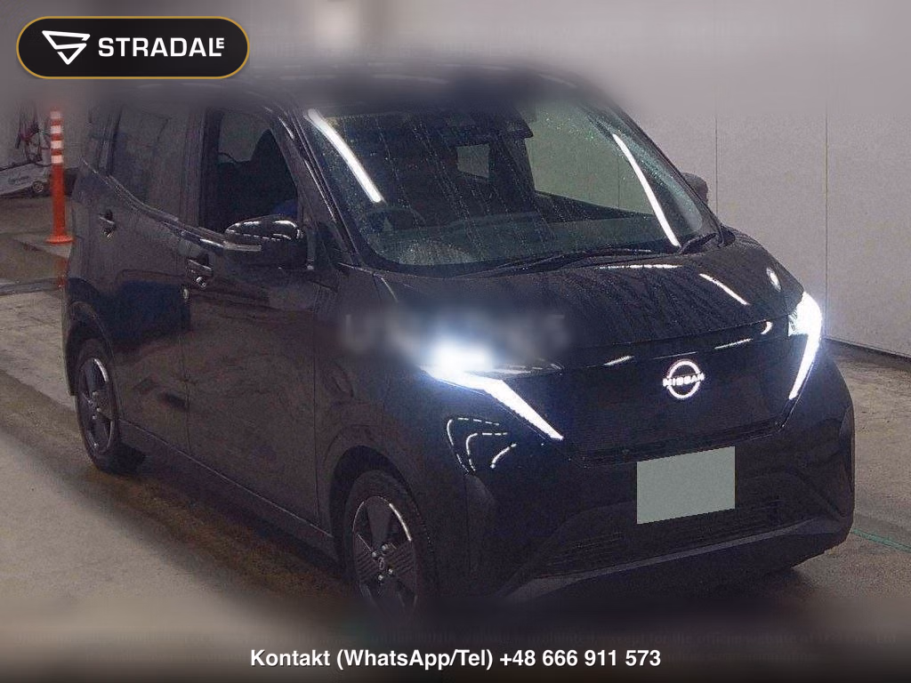 NISSAN SAKURA G, miniaturka 2