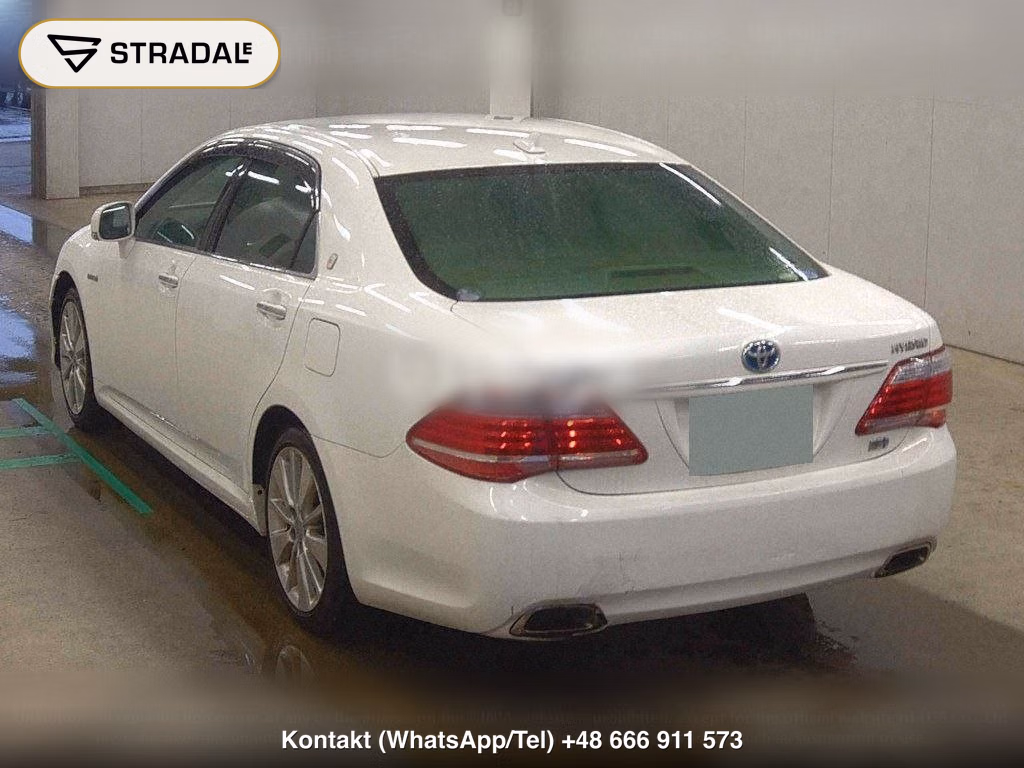 TOYOTA CROWN HYBRID ANNIVERSARY EDITION, miniaturka 3