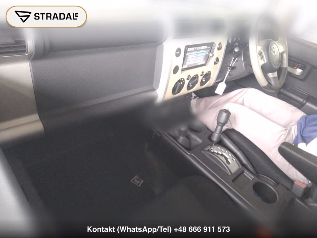 TOYOTA FJ CRUISER 4WD BASE GRADE, miniaturka 4