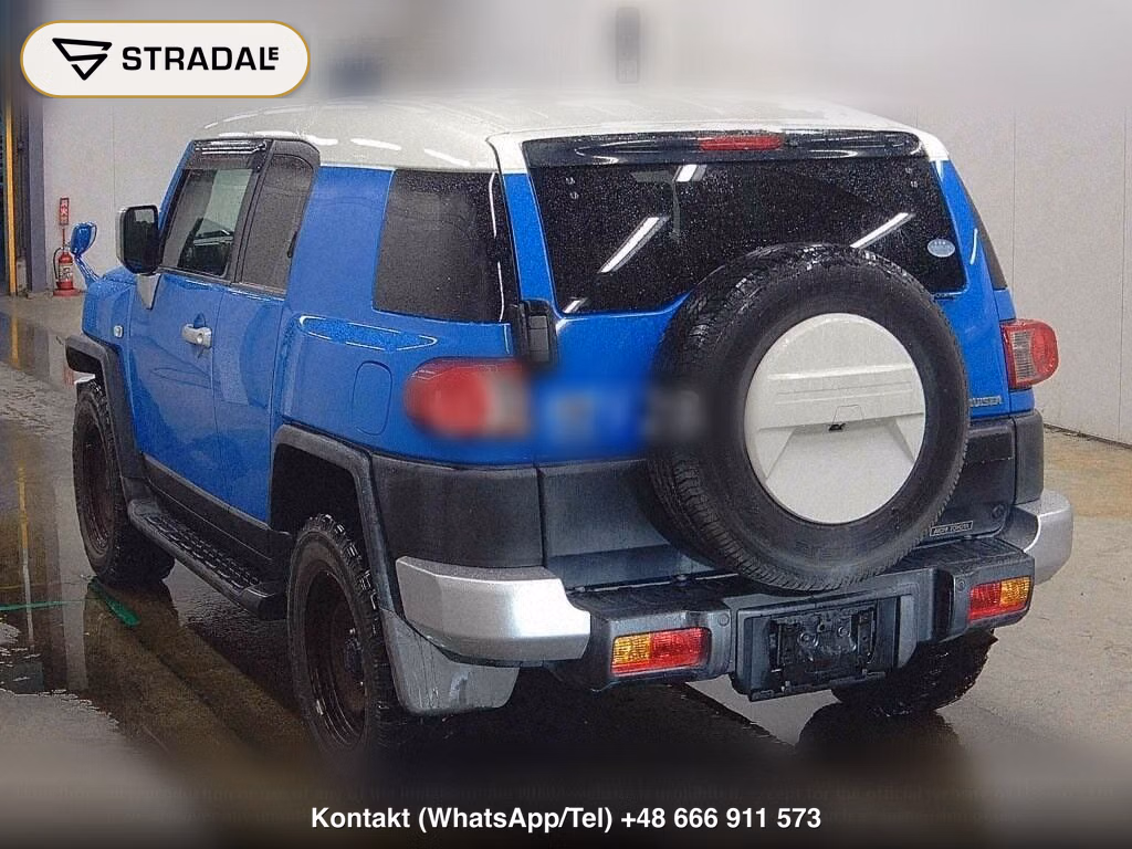 TOYOTA FJ CRUISER 4WD, miniaturka 3