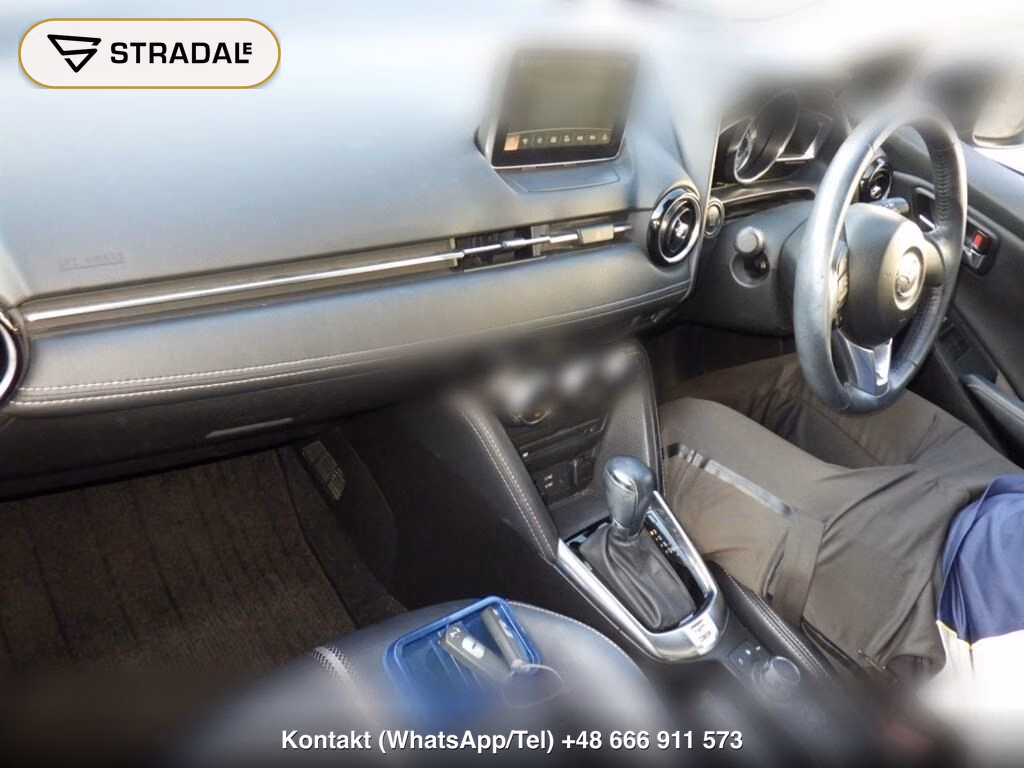 MAZDA DEMIO 5D 13S BLACK LEATHER LIMITED, miniaturka 4