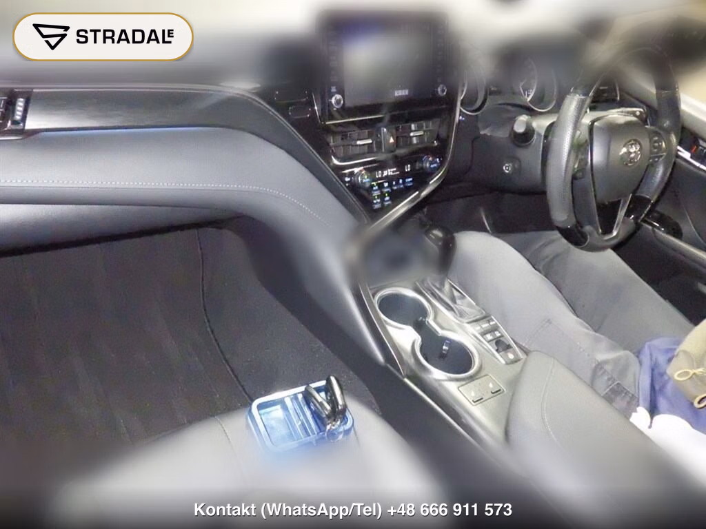 TOYOTA CAMRY 4D G LEATHER PACKAGE, miniaturka 4