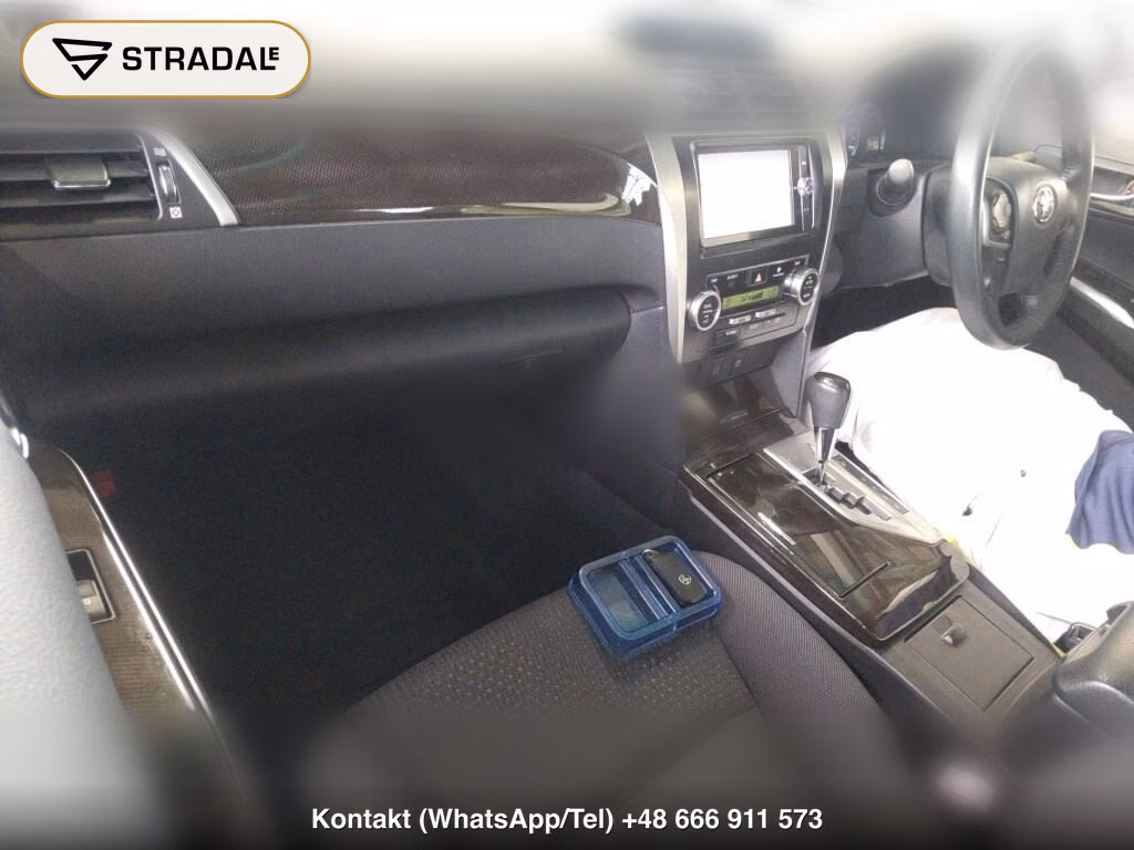 TOYOTA CAMRY 4D HYBRID G PACKAGE, miniaturka 4