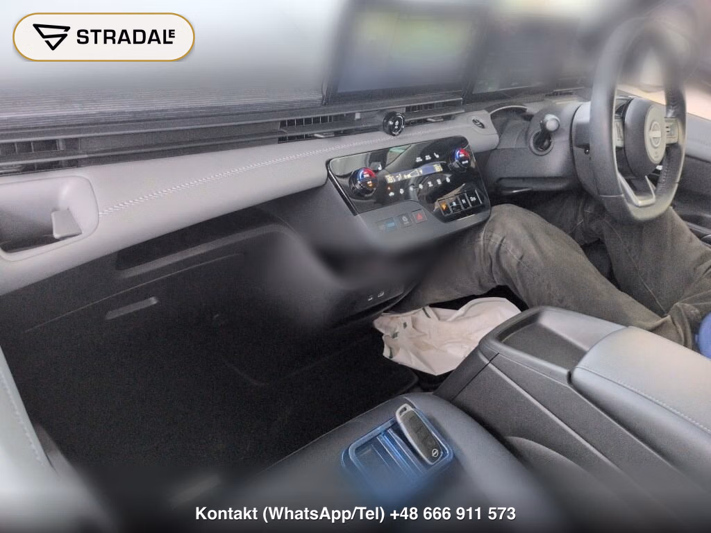 NISSAN SERENA 5D E-POWER LUXION, miniaturka 4