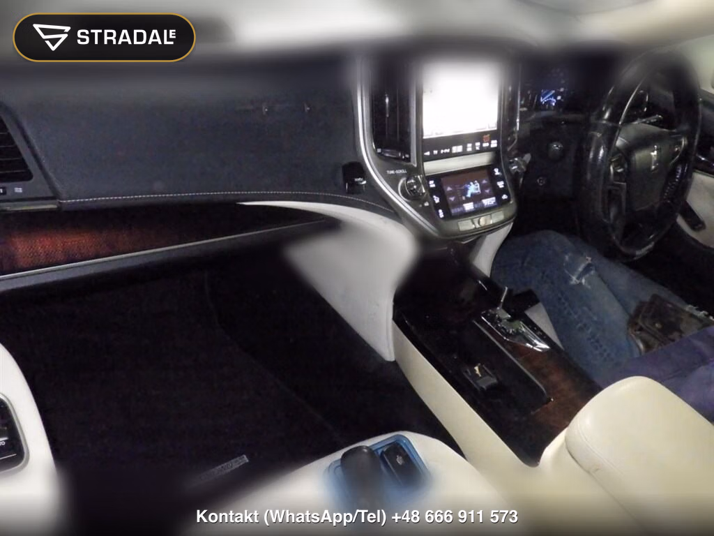 TOYOTA CROWN HYBRID ROYAL SALOON, miniaturka 4