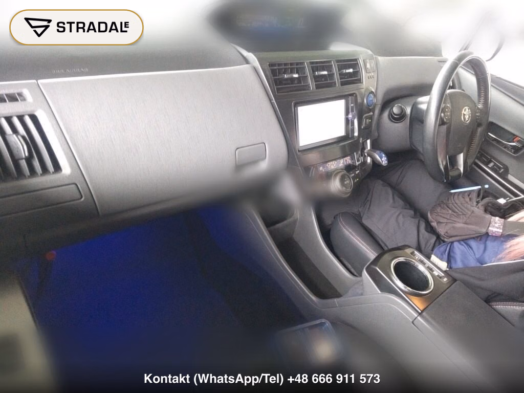TOYOTA PRIUS ALPHA G TUNE BLACK, miniaturka 4