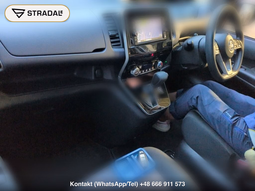 NISSAN SERENA 5D XV, miniaturka 4