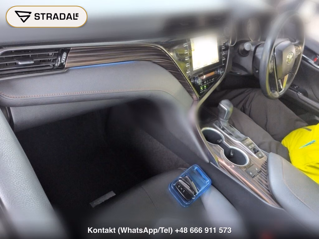 TOYOTA CAMRY 4D G LEATHER PACKAGE, miniaturka 4