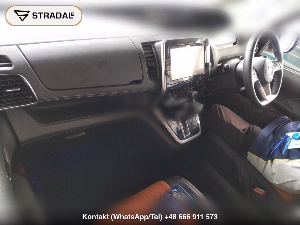 NISSAN SERENA 5D HIGHWAY STAR, miniaturka 4