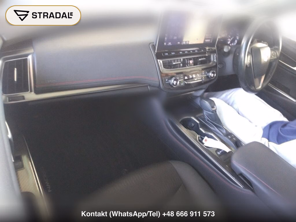 TOYOTA CROWN HYBRID RS, miniaturka 4