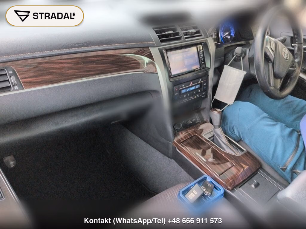 TOYOTA CAMRY 4D HYBRID G PACKAGE, miniaturka 4
