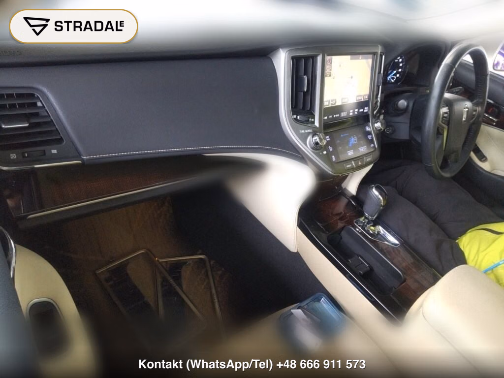TOYOTA CROWN HYBRID ROYAL SALOON, miniaturka 4