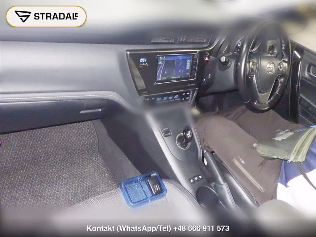 TOYOTA AURIS HYBRID, miniaturka 4