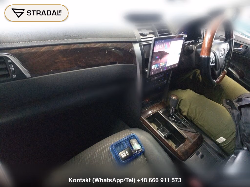 TOYOTA CAMRY 4D HYBRID G PACKAGE PREMIUM BLACK, miniaturka 4