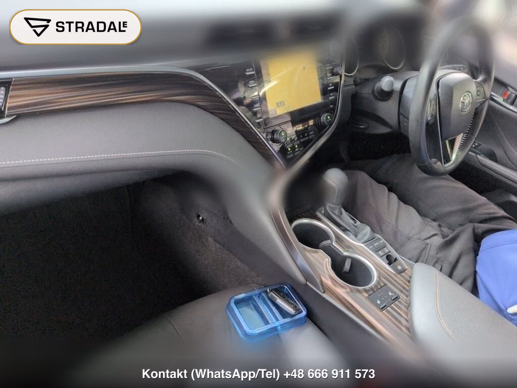 TOYOTA CAMRY 4D G LEATHER PACKAGE, miniaturka 4