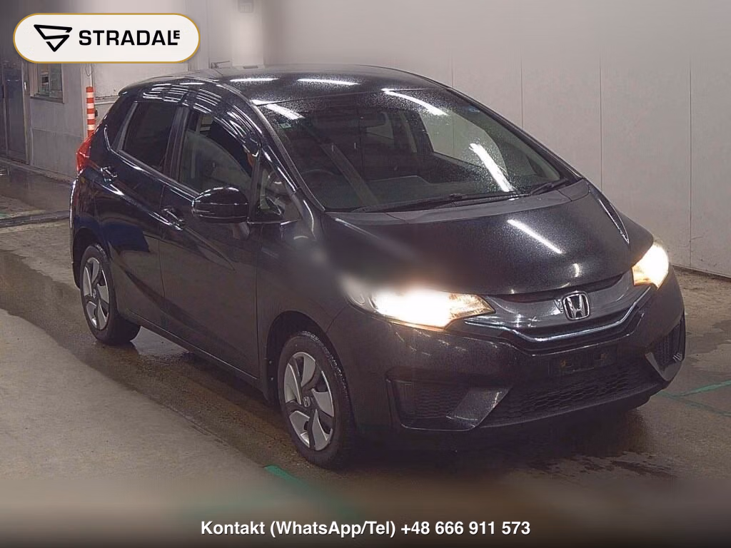 HONDA FIT HYBRID 4WD F PACKAGE 2015, aukcja z Japonii, zdjęcie 1