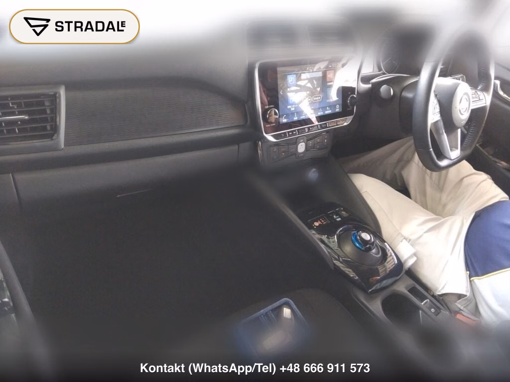 NISSAN LEAF G, miniaturka 4