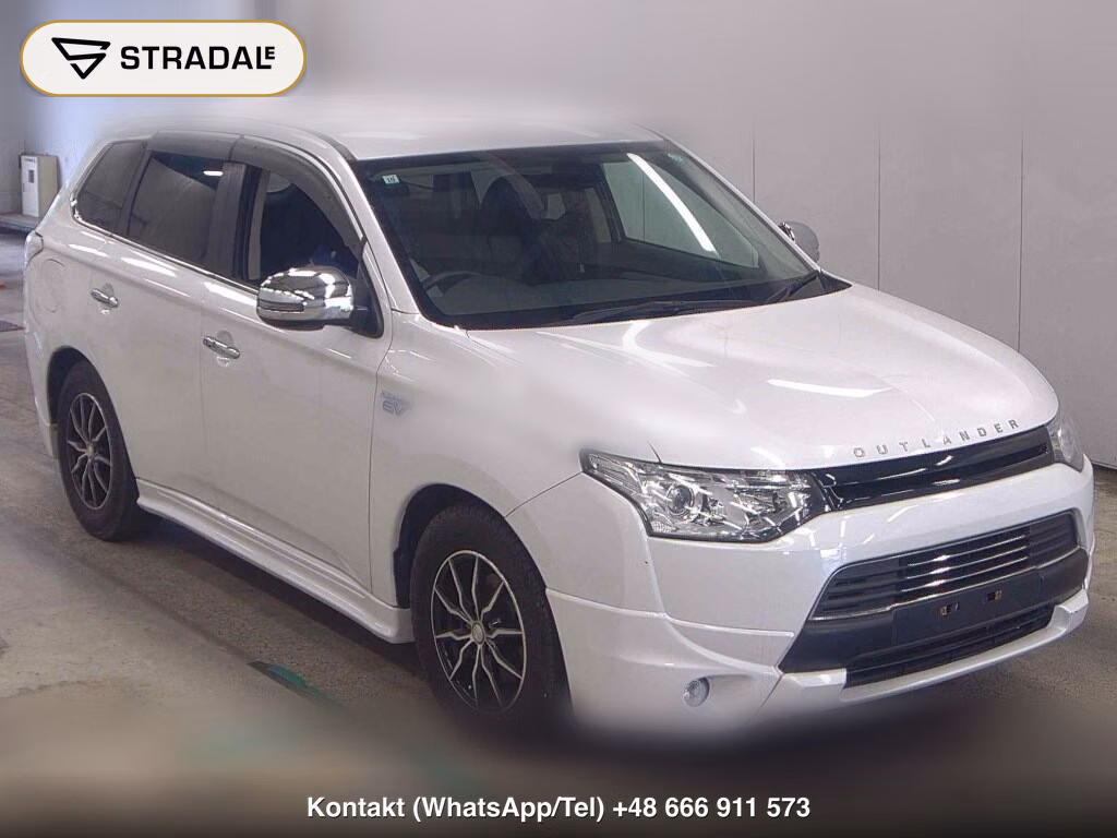 MITSUBISHI OUTLANDER PHEV 4WD SPORT STYLE EDITION 2015, aukcja z Japonii, zdjęcie 1