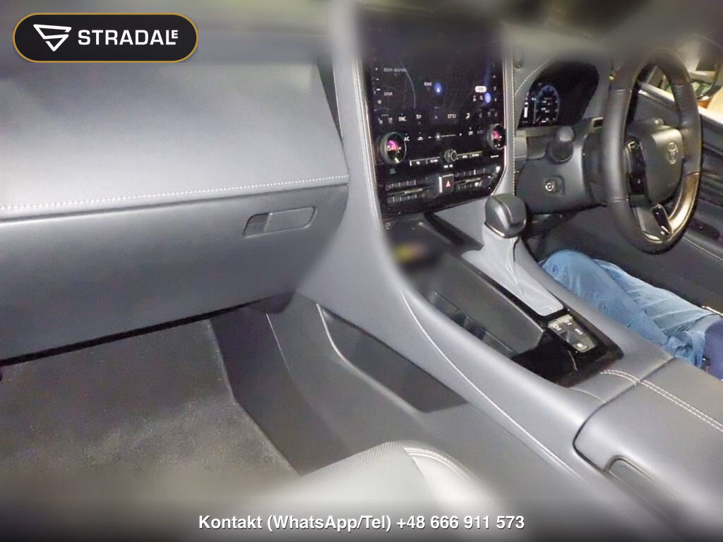 TOYOTA ALPHARD Z, miniaturka 4