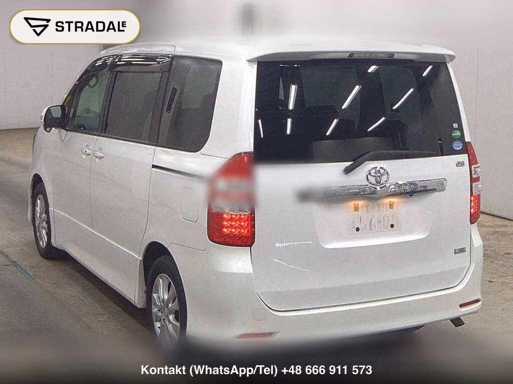TOYOTA NOAH SI, miniaturka 3