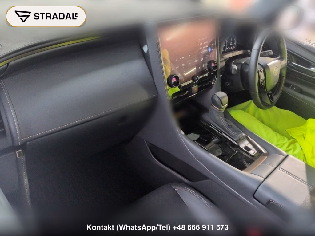 TOYOTA ALPHARD Z, miniaturka 4