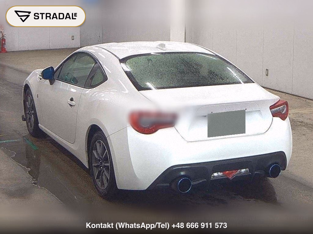TOYOTA 86 G, miniaturka 3