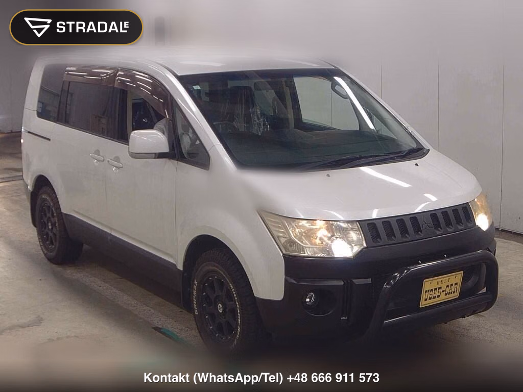 MITSUBISHI DELICA D:5 G POWER PACKAGE 2011, aukcja z Japonii, zdjęcie 1