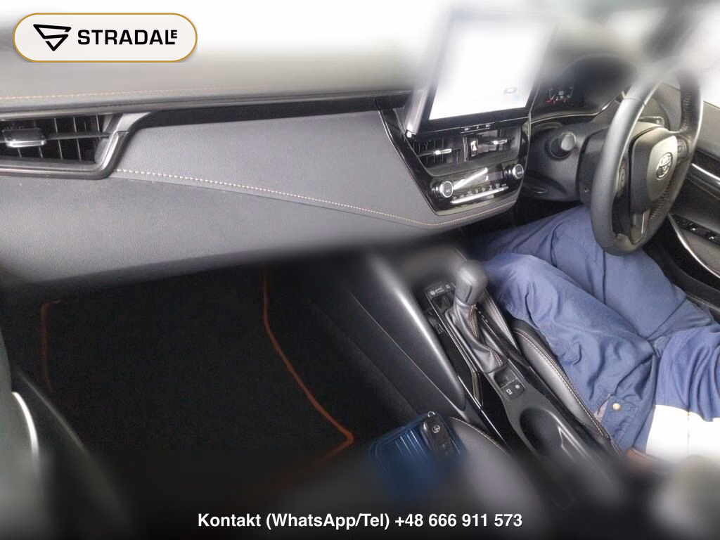 TOYOTA COROLLA TOURING 4WD HYBRID WXB, miniaturka 4