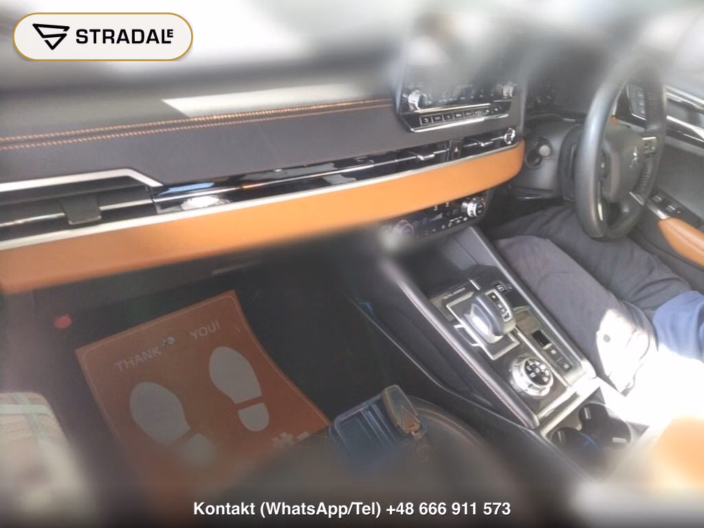 MITSUBISHI OUTLANDER PHEV 4WD P, miniaturka 4