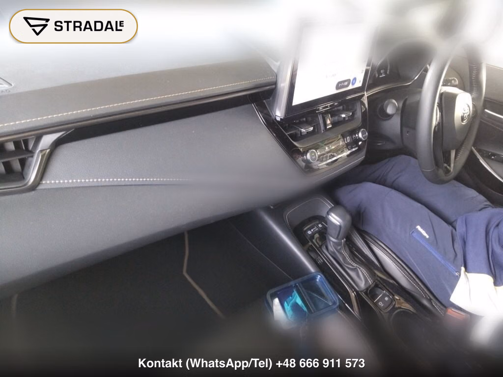 TOYOTA COROLLA 4D HYBRID WXB, miniaturka 4