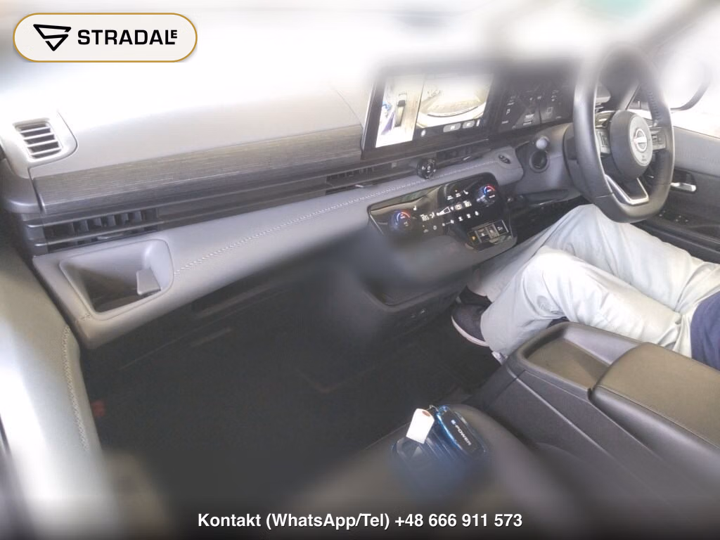 NISSAN SERENA 5D E-POWER LUXION, miniaturka 4