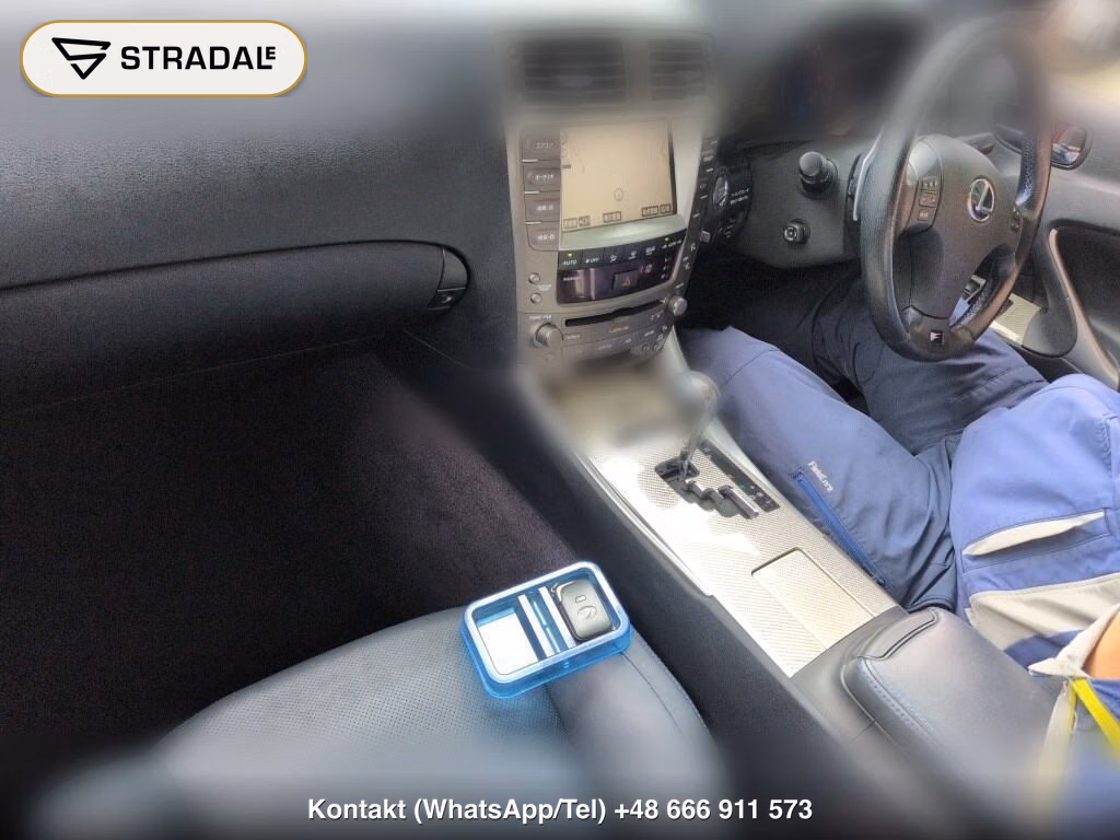 LEXUS IS F BASE GRADE, miniaturka 3