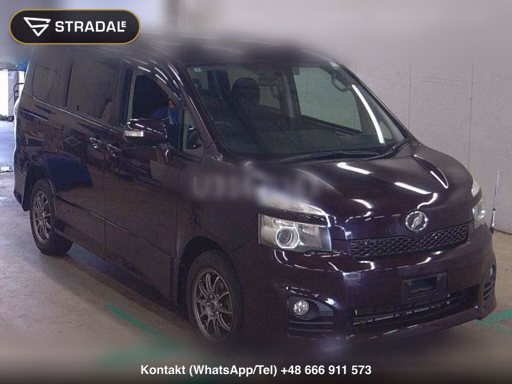 TOYOTA VOXY 4WD Z, miniaturka 2