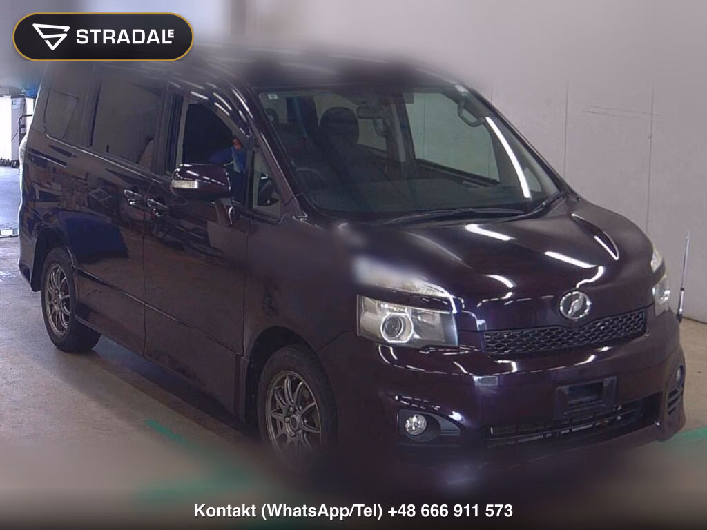 TOYOTA VOXY 4WD Z 2011, aukcja z Japonii, zdjęcie 1