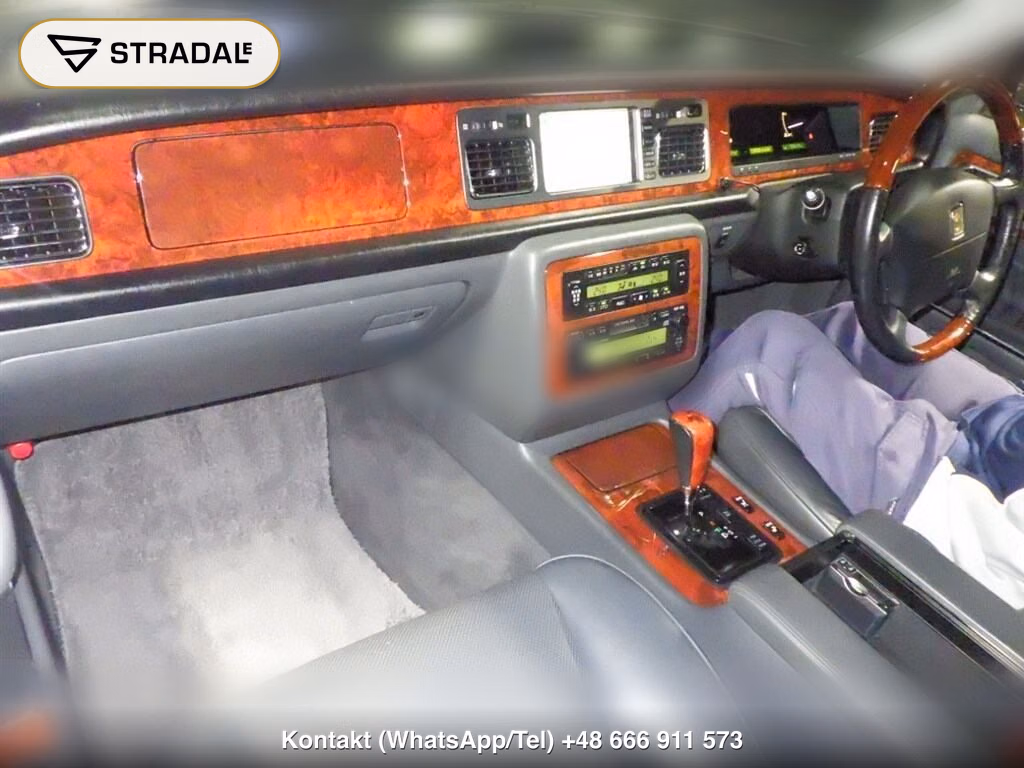 TOYOTA CENTURY 4D STANDARD VERSION, miniaturka 4