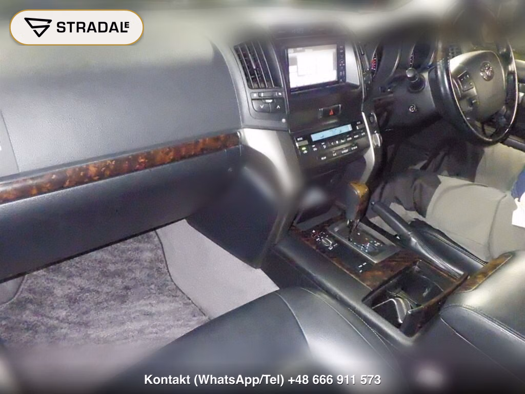 TOYOTA LAND CRUISER 4WD AX G 60TH BLACK LEATHER SELECTION, miniaturka 4