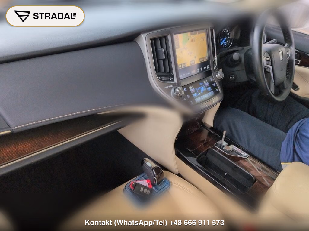 TOYOTA CROWN HYBRID ROYAL SALOON, miniaturka 4