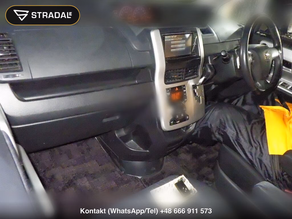 TOYOTA NOAH SI, miniaturka 4