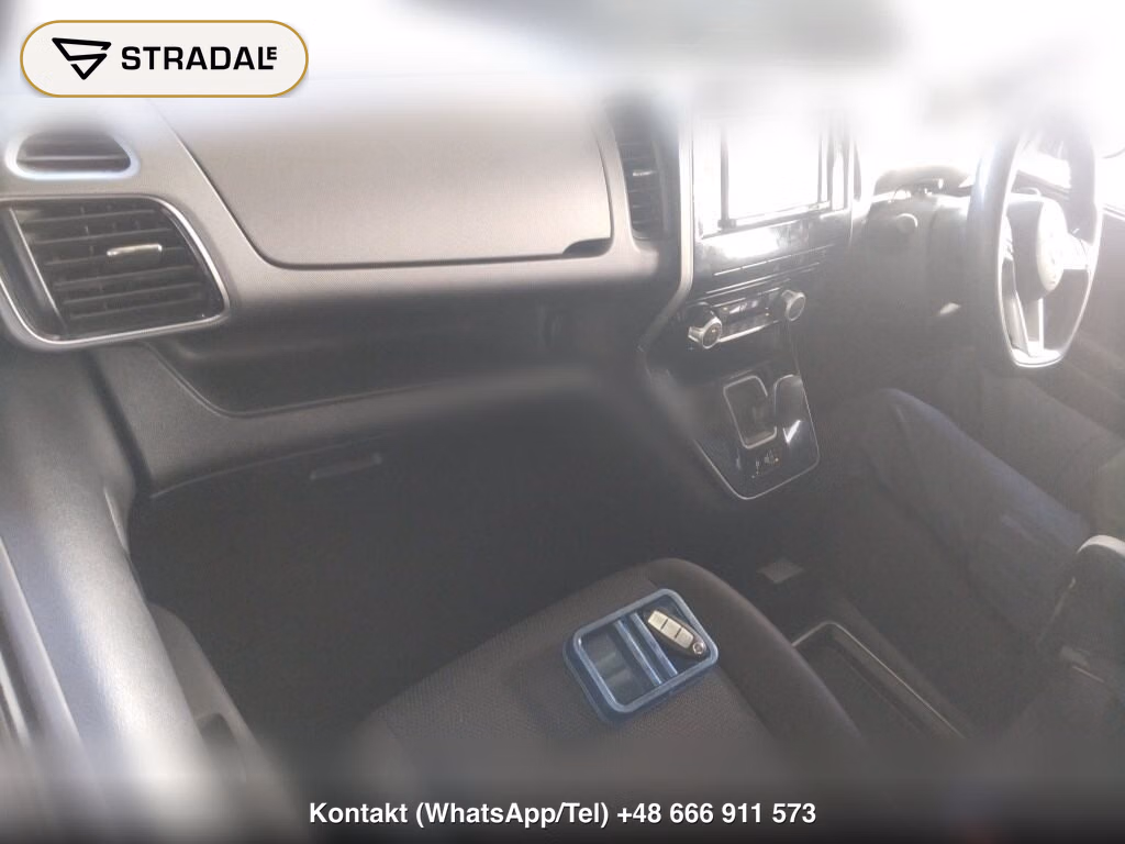 NISSAN SERENA 5D E-POWER X, miniaturka 4