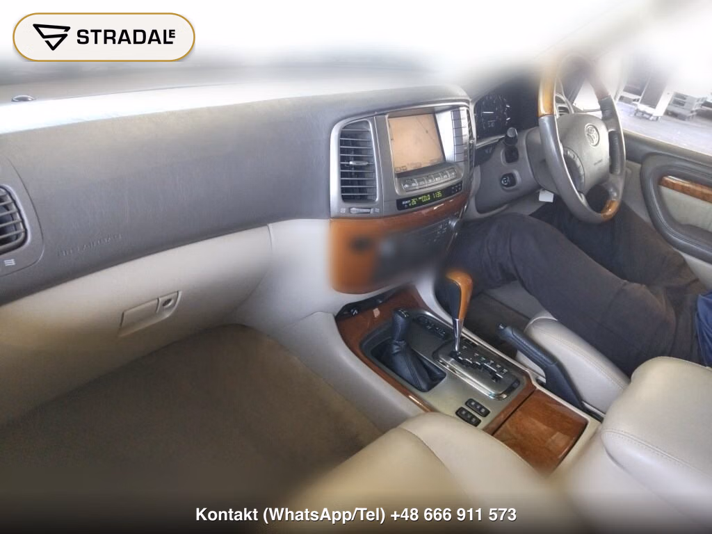 TOYOTA LAND CRUISER 100 4WD CYGNUS, miniaturka 4