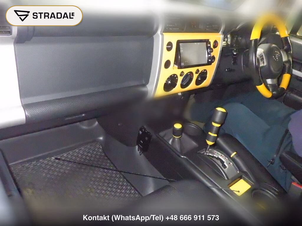 TOYOTA FJ CRUISER 4WD OFF-ROAD PACKAGE, miniaturka 4