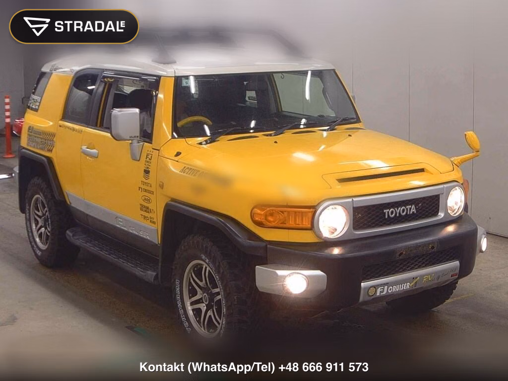 TOYOTA FJ CRUISER 4WD OFF-ROAD PACKAGE 2015, aukcja z Japonii, zdjęcie 1