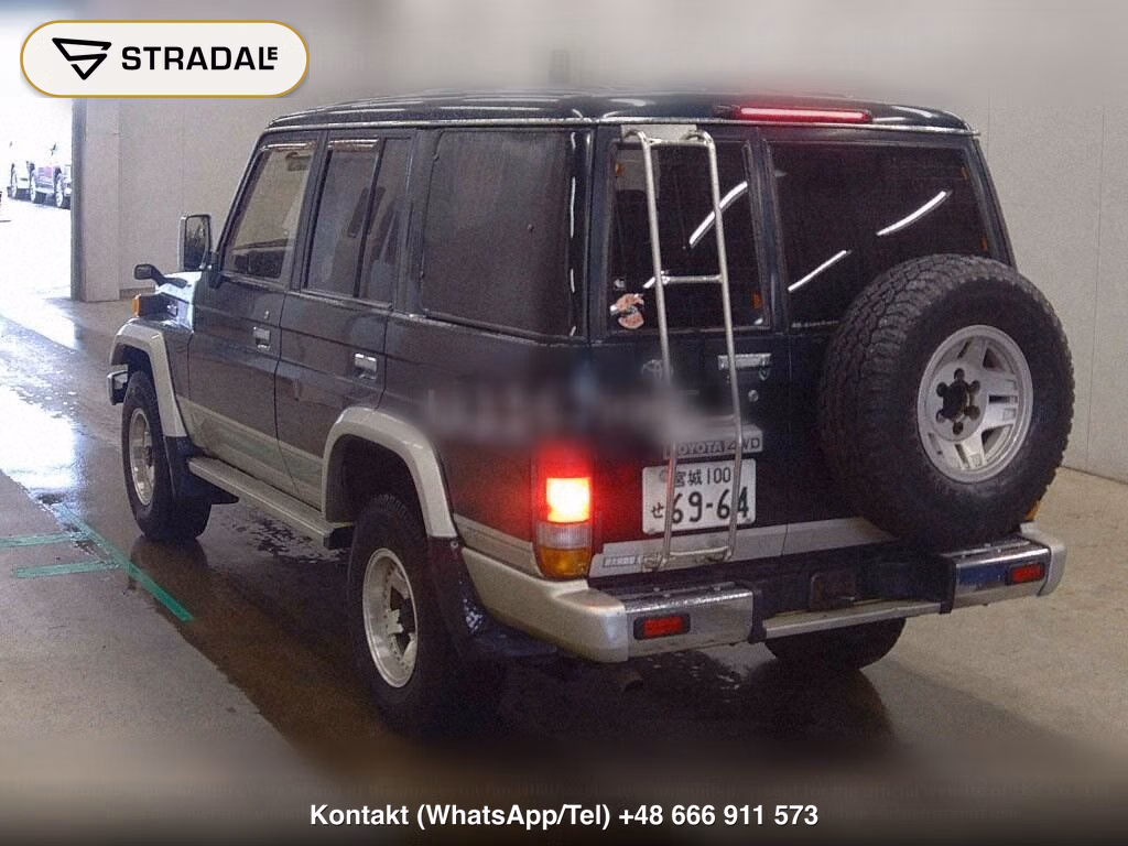 TOYOTA LAND CRUISER 70 5D 4WD, miniaturka 3