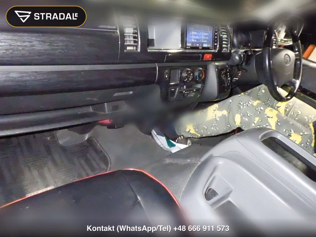 TOYOTA HIACE WAGON 4D DX, miniaturka 4