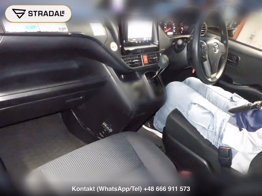 TOYOTA NOAH 4WD X, miniaturka 4