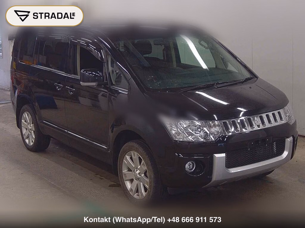 MITSUBISHI DELICA D:5 4WD G NAVI PACKAGE 2010, aukcja z Japonii, zdjęcie 1