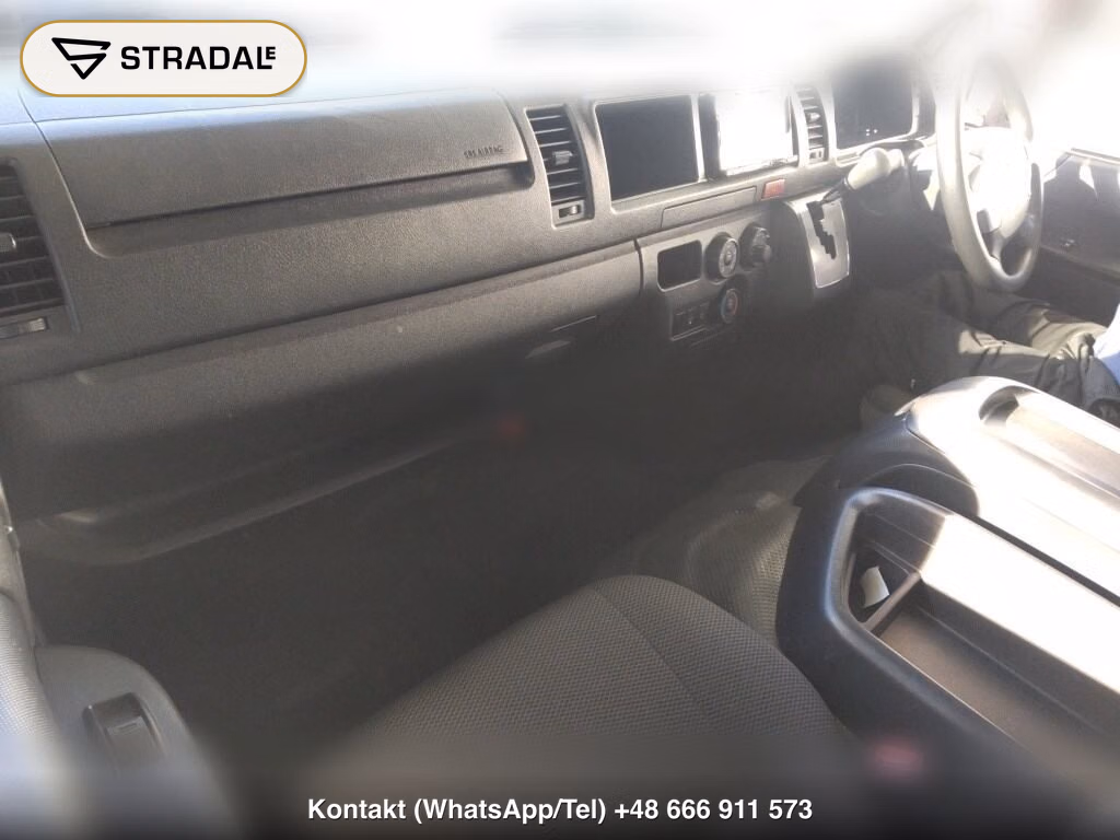 TOYOTA HIACE WAGON 4D DX, miniaturka 4