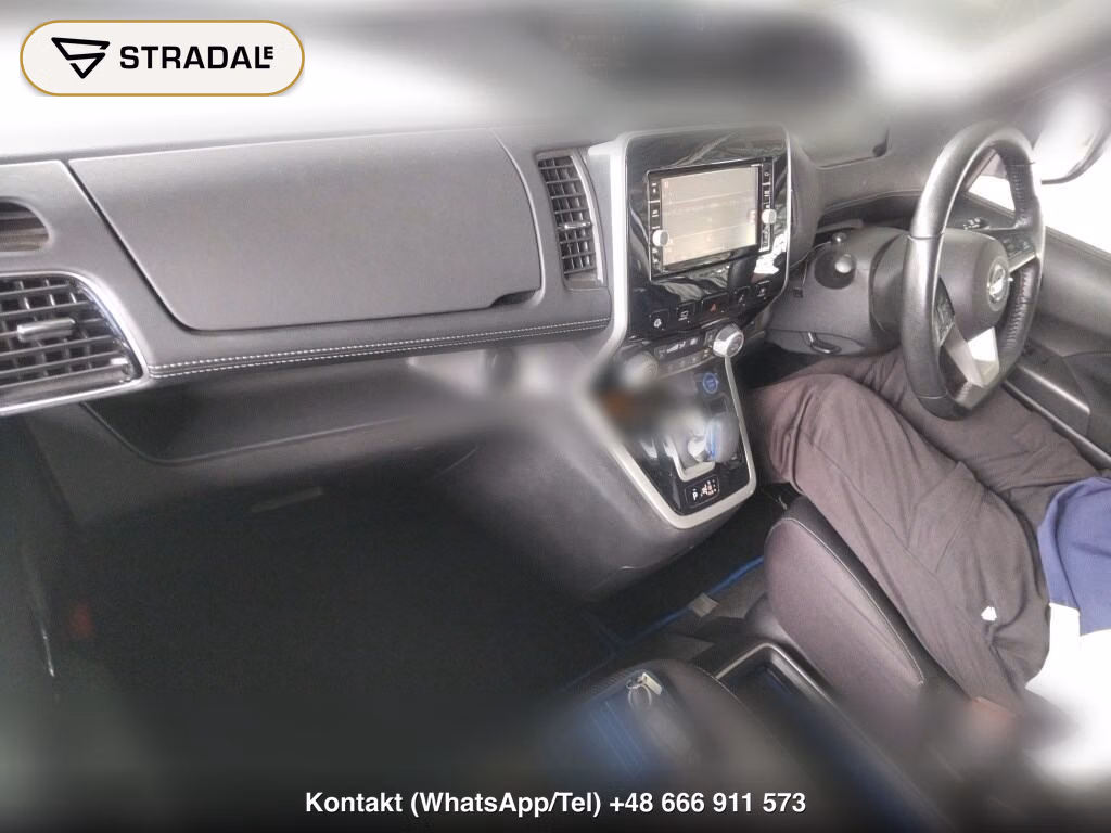NISSAN SERENA 5D E-POWER HIGHWAY STAR V, miniaturka 4