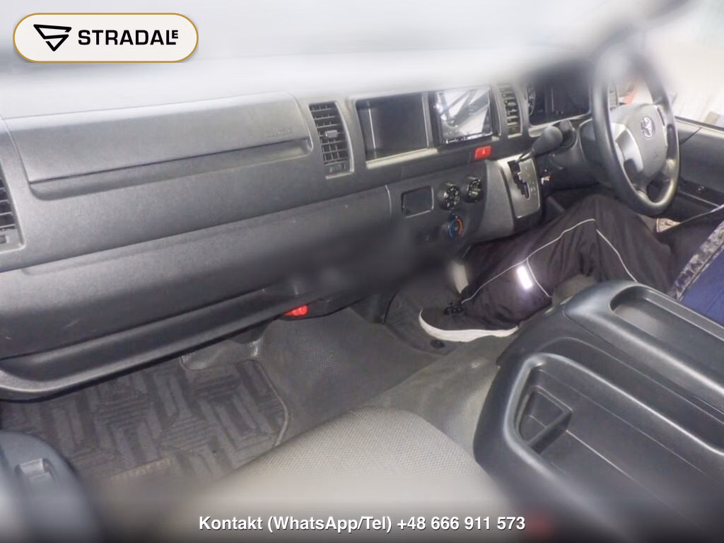 TOYOTA HIACE WAGON 4D DX, miniaturka 4