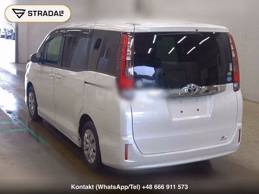 TOYOTA NOAH X, miniaturka 3